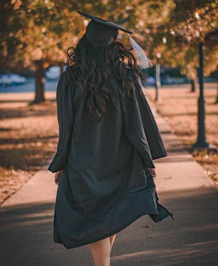 Купить диплом с внесением в реестр надежно и быстро